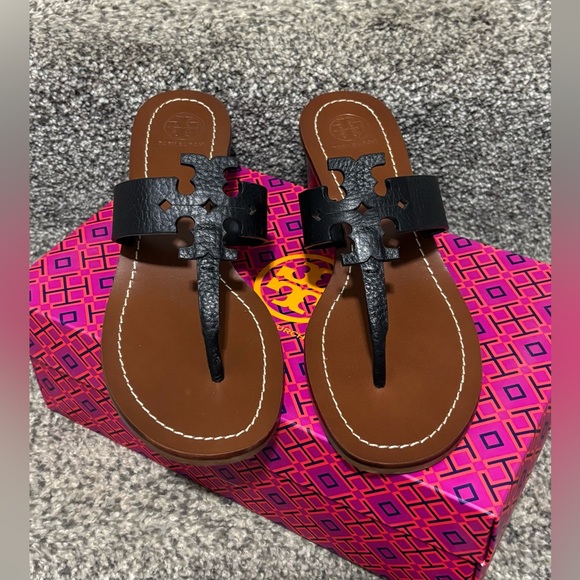 Tory Burch Shoes - NEW Tory Burch Moore Black Leather Heeled Sandals